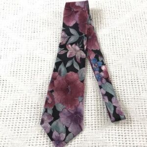 Vintage Beekman Place watercolor tie